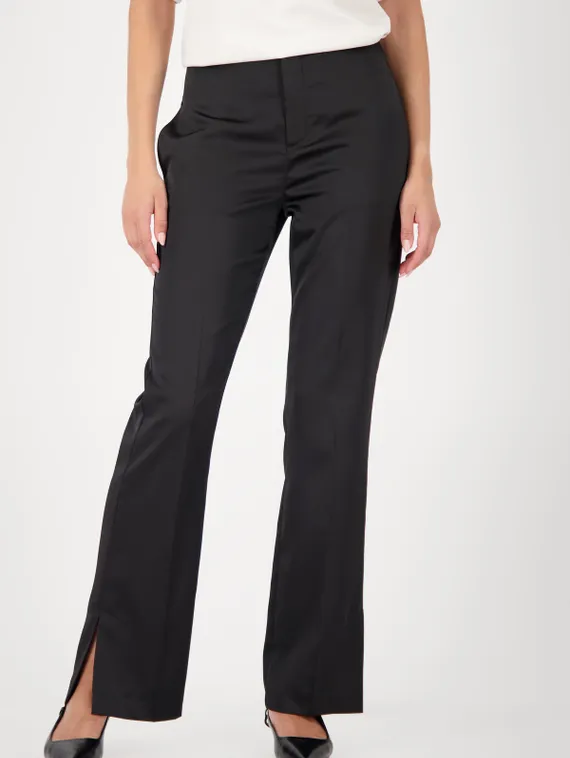 MONARI Брюки из атласа