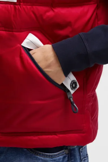 CAMP DAVID Жилет стеганый