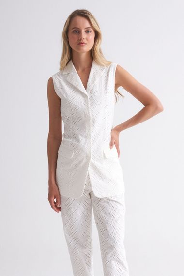 UNQ Жилет кружевной