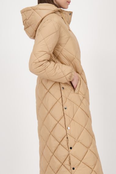 MONARI Стеганое пальто с капюшоном