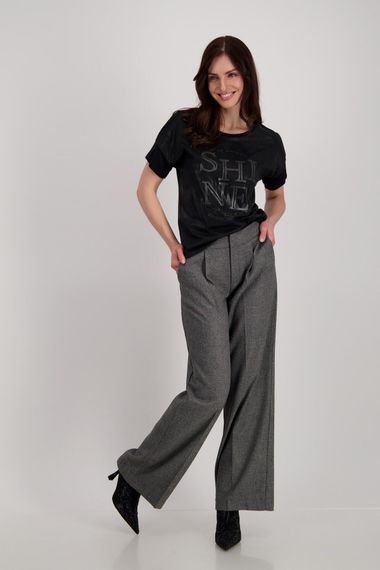 Футболка с эмблемой monari