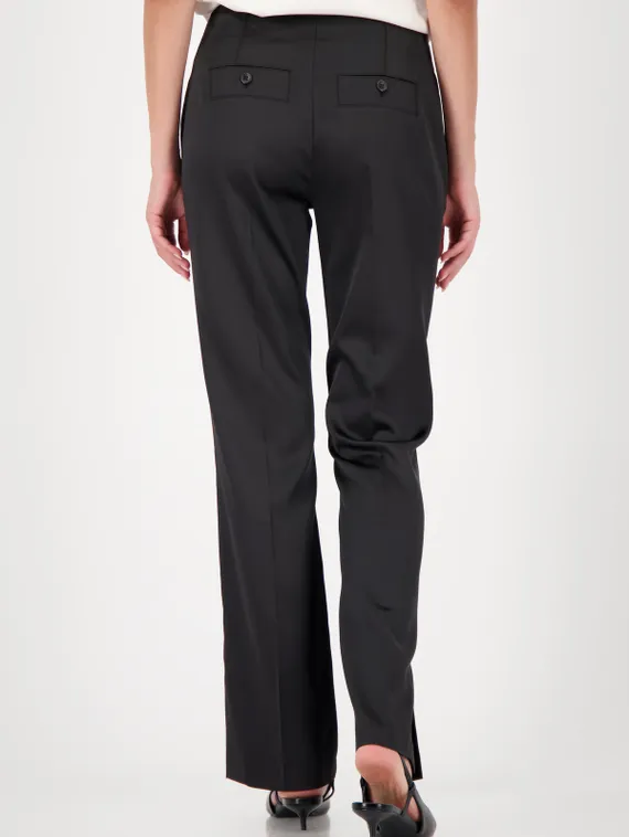 MONARI Брюки из атласа