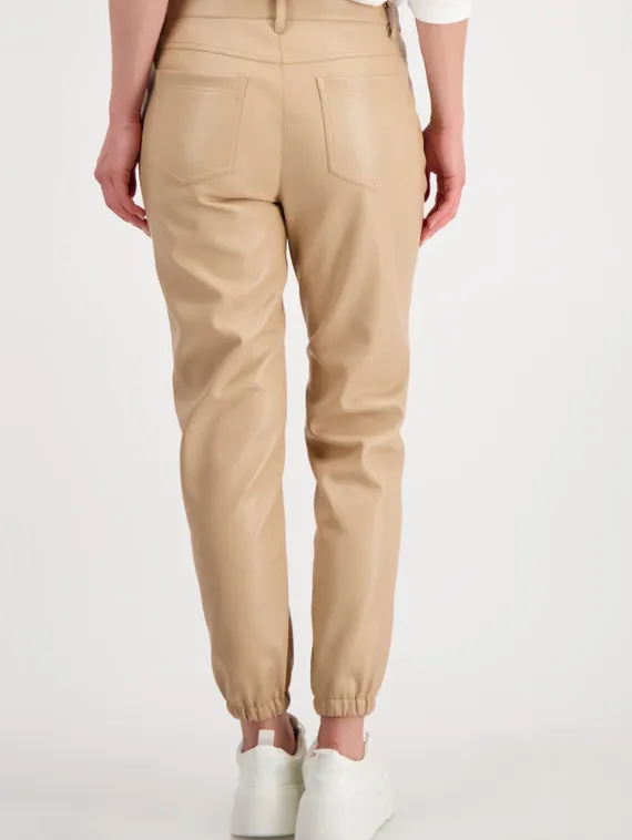 MONARI Брюки из экокожи