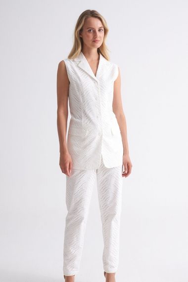 UNQ Жилет кружевной