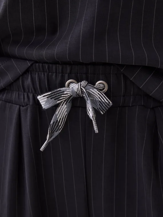 SUMMUM Брюки в тонкую полоску