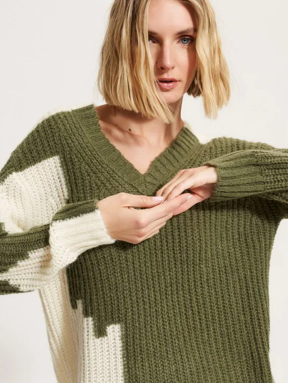 UNQ Пуловер с V-вырезом