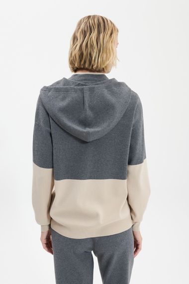 UNQ Пуловер с капюшоном