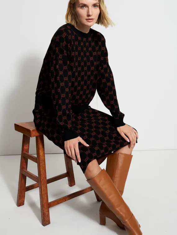 UNQ Джемпер с логотипами