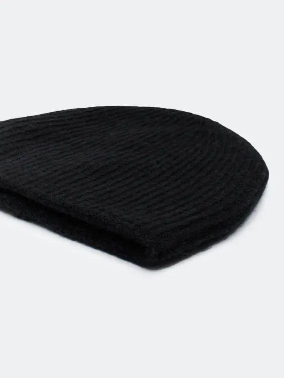 BULMER Шапка в рубчик с ангорой черная