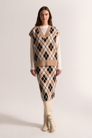 UNQ Жилет вязаный