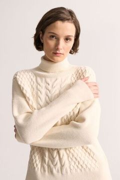 UNQ Пуловер с косами
