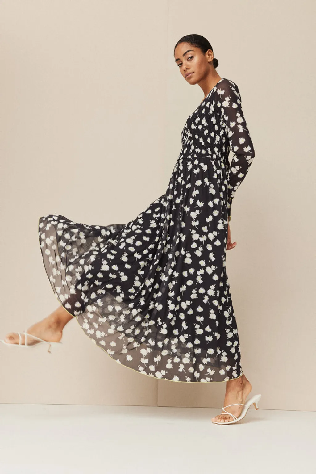 Снова в фокусе: платья для весны | Taifun