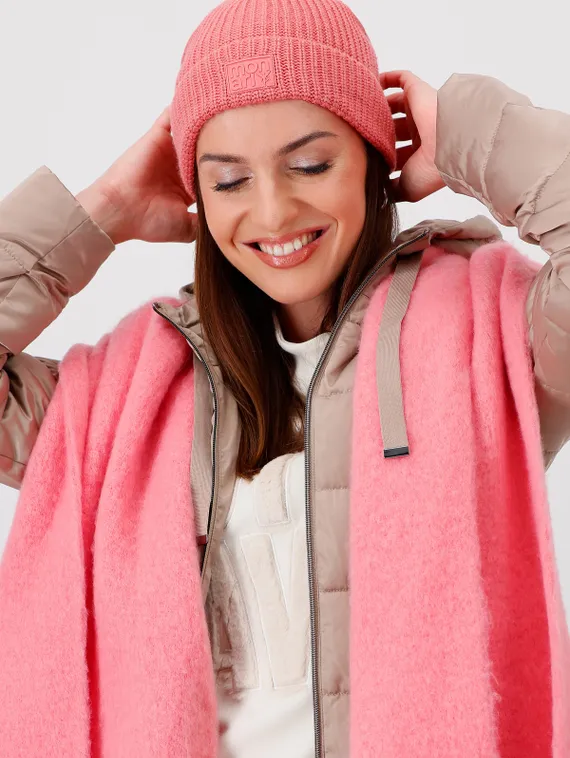 MONARI Шапка с нашивкой