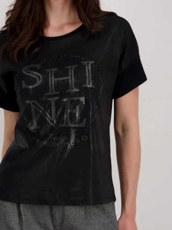 Футболка с эмблемой monari