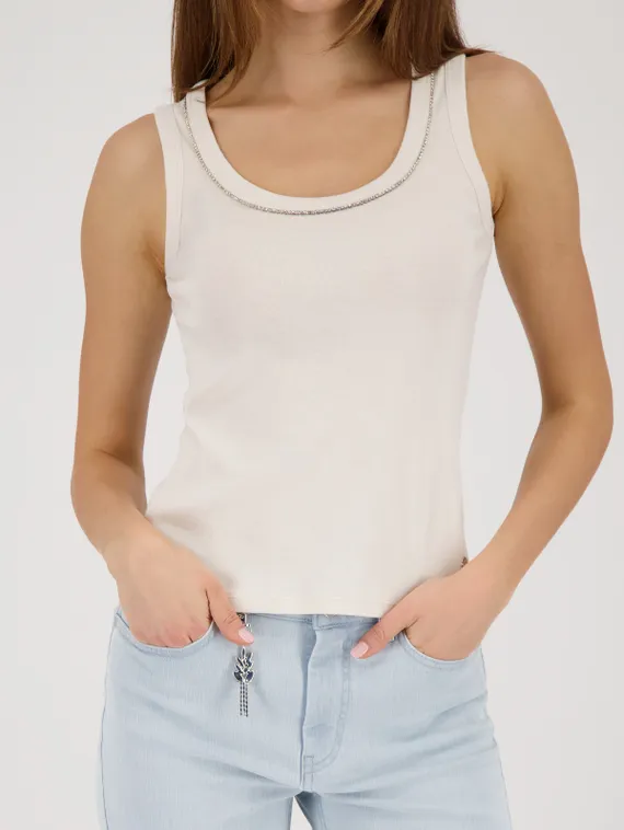 MONARI Топ со стразами на горловине