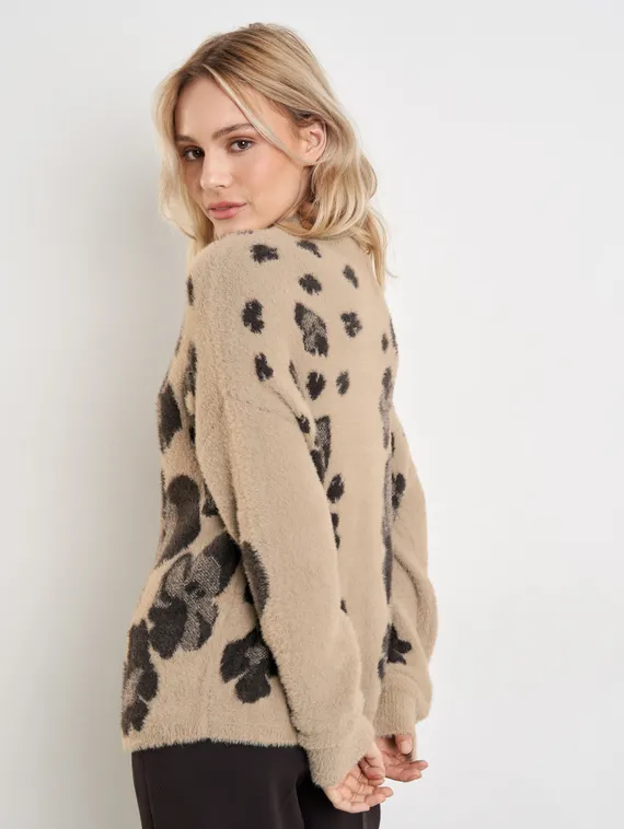 Джемпер пушистый TAIFUN