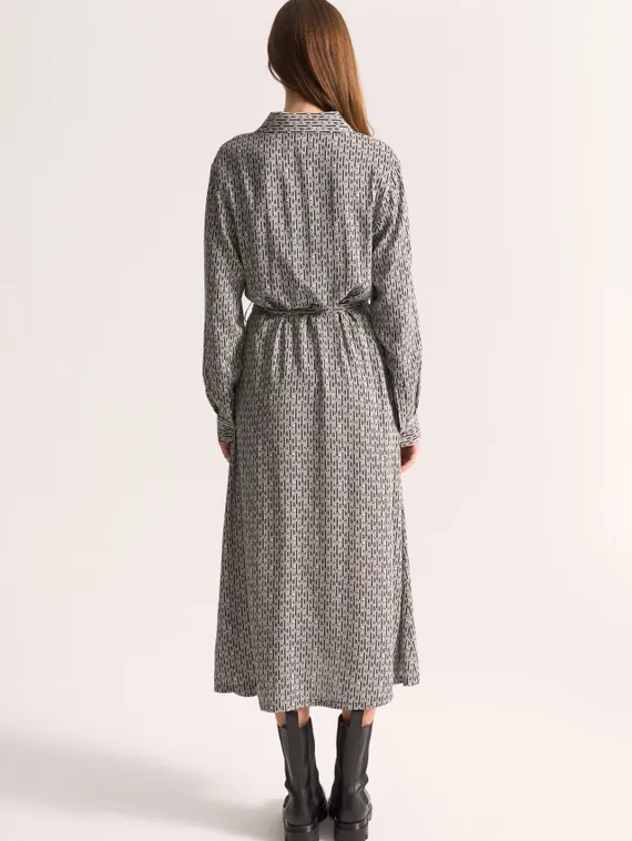 UNQ Платье-рубашка из вискозного шелка