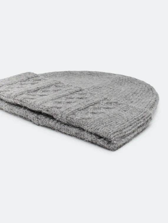 BULMER Шапка бини с декором "косы"