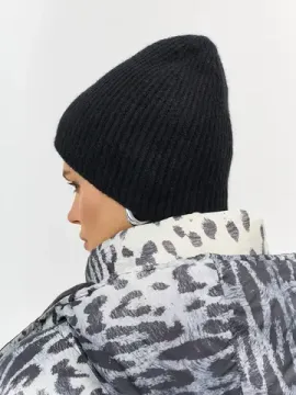 BULMER Шапка в рубчик с ангорой черная