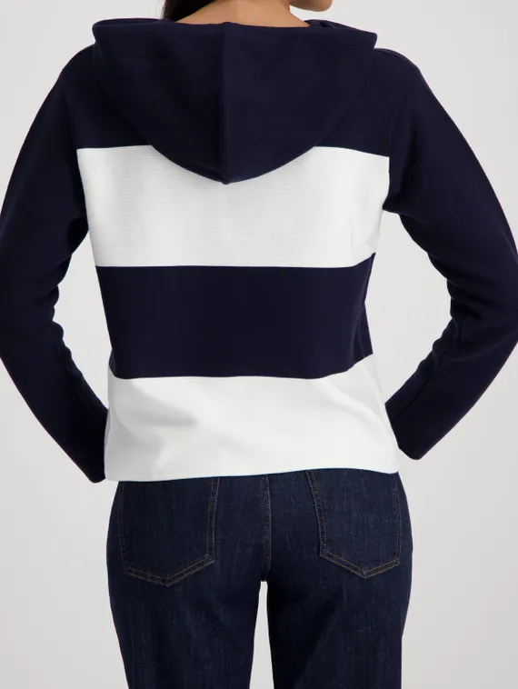 MONARI Джемпер с декоративной эмблемой