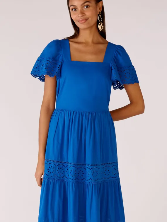 Oui Платье с вышивкой