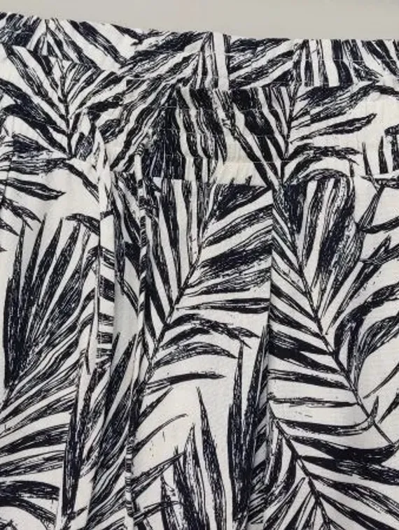 UNQ Брюки с принтом листья