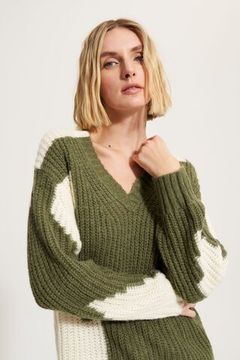 UNQ Пуловер с V-вырезом