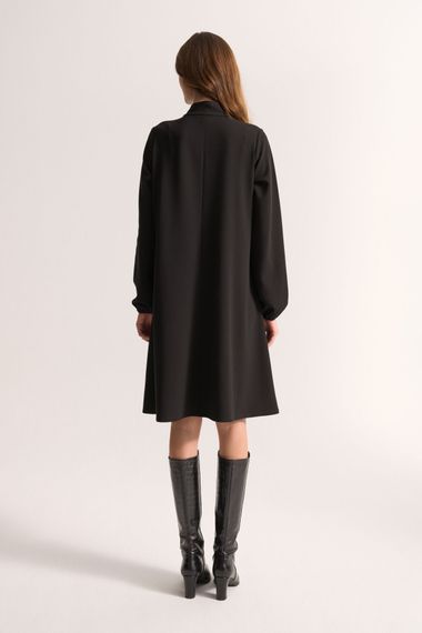 UNQ Платье из крепа