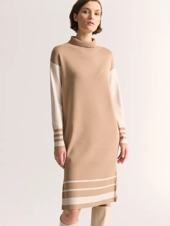 UNQ Платье вязаное