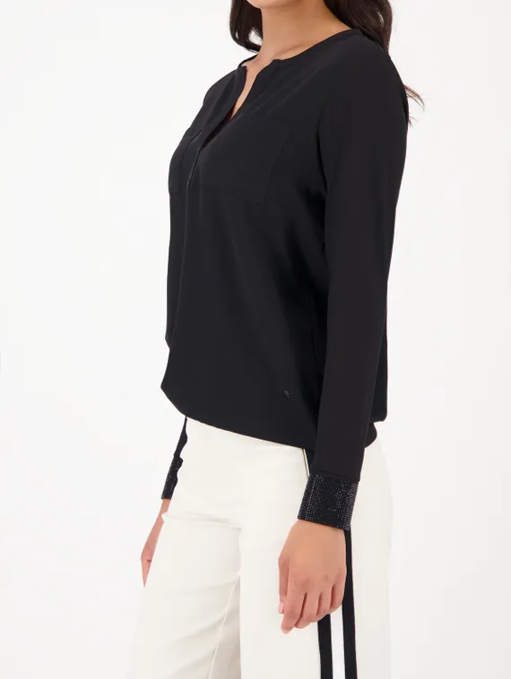 MONARI Креповая блуза со стразами