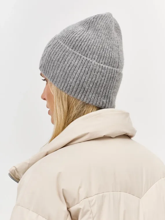 BULMER Шапка бини с декором "косы"