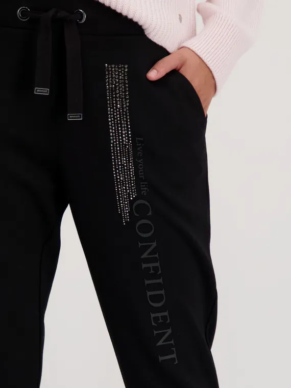 MONARI Брюки-джоггеры с надписью